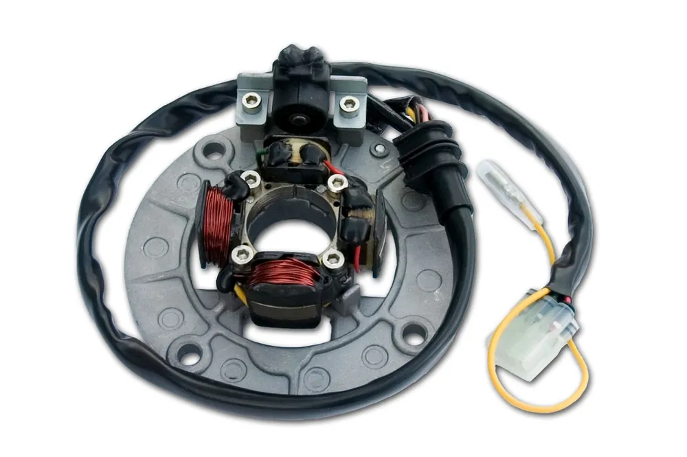 Sonderaktion Yamaha YZF 250 Stator / Lichtmaschine mit Lichtanlage