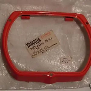 Yamaha 20G Scheinwerferrahmen NEU selten ! Zertifiziert