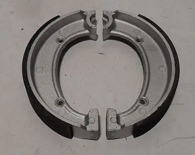 Bremsbacken Bremsbeläge Maico MD 50 125 Moped Kleinkraftrad 136x25 NEU Heißes Angebot