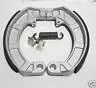 Satz Bremsbeläge NEU 150 x 24 Vespa Primavera 125 (151) Schneller Versand