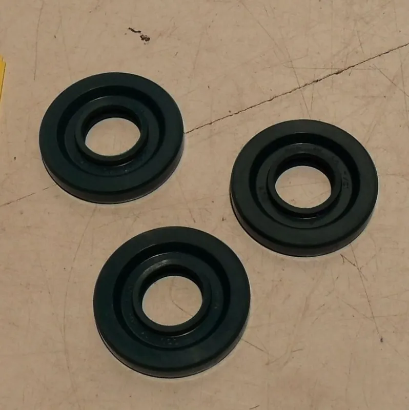 Puch Maxi  Satz Motor Simmerringe neu,   neue  Version Schnäppchen