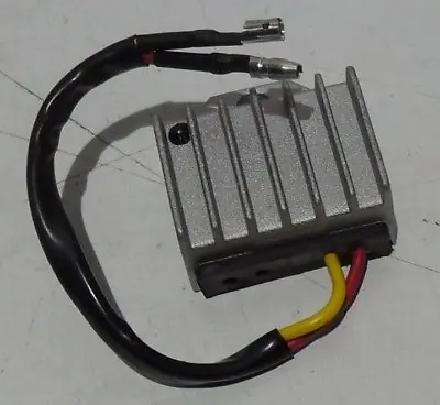 Regler Spannungsregler 12V Mofa Moped UNI Hercules Kreidler KTM Neu