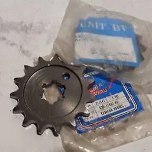 Günstig Kettenrad Yamaha RD80 14 Zähne LC2 1987-14  NEU