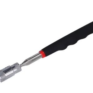 Gratis Versand Teleskop-Magnetstabgreifer Pick-up Werkzeug mit LED 190-800mm, Zugkraft 3,6kg