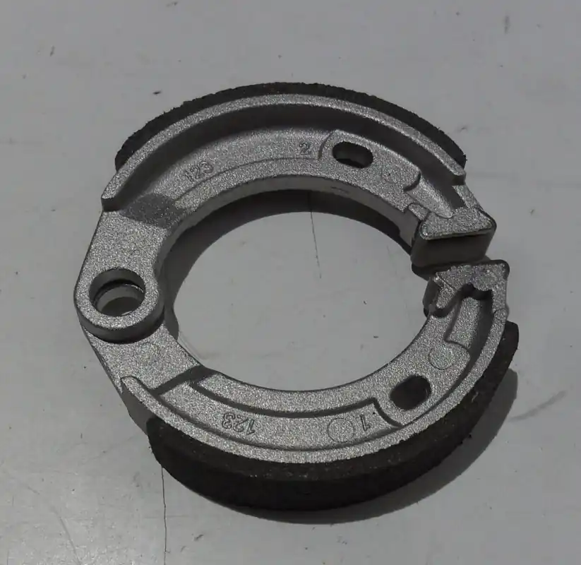 Saxonette Spartamet Bremsbeläge Bremsbacken Hinterrad NEU Sonderaktion