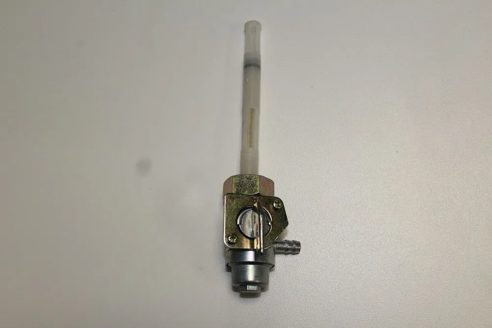 Honda XR 125 Benzinhahn Begrenztes Angebot