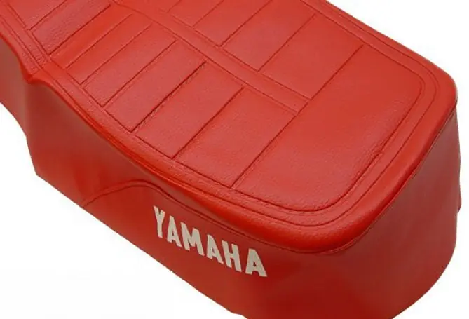 Yamaha DT 50 MX Sitzbank Bezug Sitzbankbezug Satteldecke Rot NEU Preisknaller