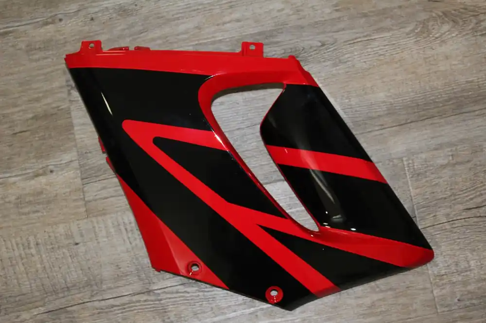 Honda CBR 125 Seitenverkleidung OBEN / MITTE Top-Angebot