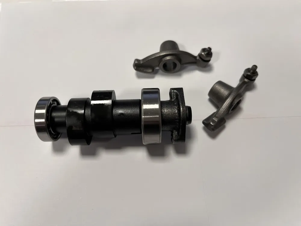 Günstig Honda CBR 125 Nockenwelle mit Kipphebeln