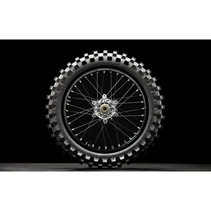 19 inch rear wheel assembly with tire (spacers not included) Neue Kollektion