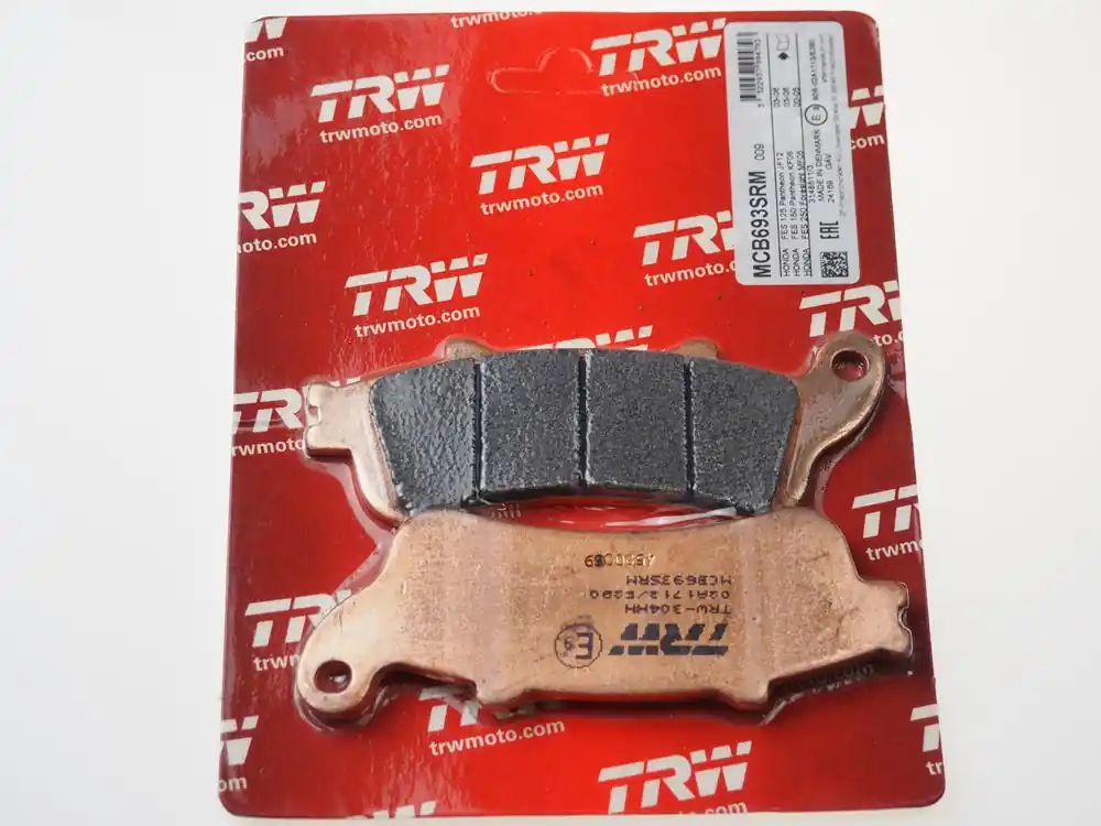 MCB693SRM Lucas Scheibenbremsbeläge vorn Sinter-Maxi-Scooter passend auf Honda FES 125 150 250 Panth Bestseller
