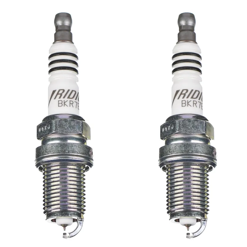 Schneller Versand NGK Zündkerze BKR7EIX Iridium 2667 2er Set